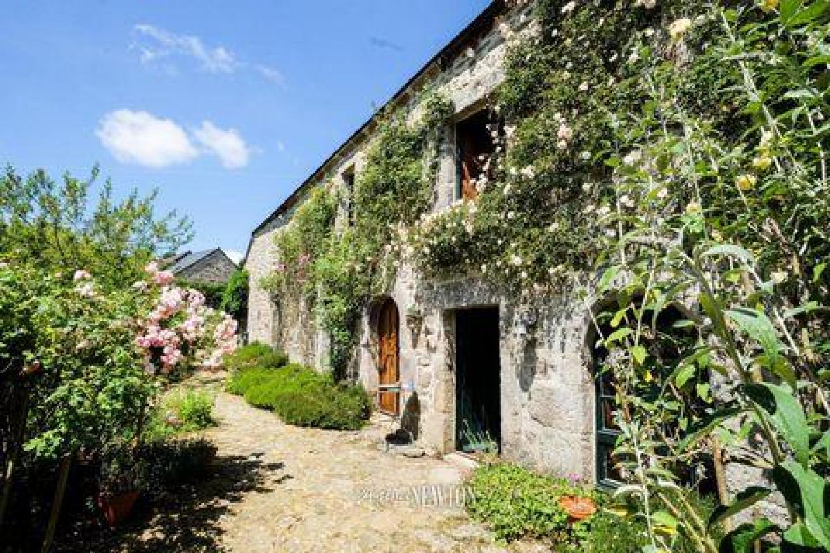 Picture of Condo For Sale in Le Gouray, Cotes D'Armor, France