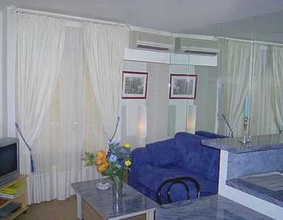 Apartment For Rent in Cannes, France