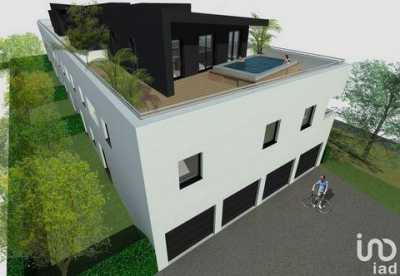 Condo For Sale in Metz, France