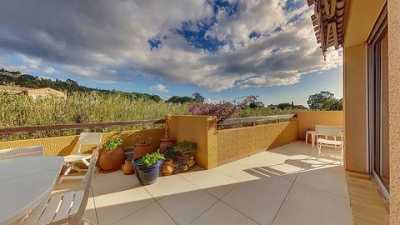 Condo For Sale in Le Lavandou, France