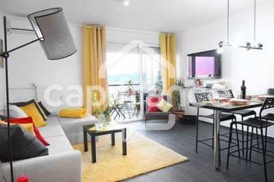 Condo For Sale in LORGUES, France
