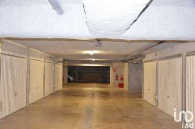 Retail For Sale in Nice, France