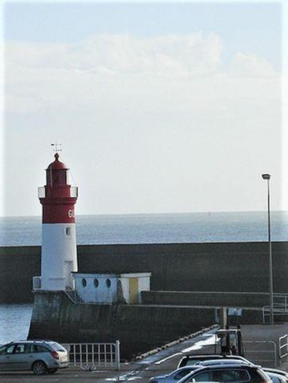 Picture of Office For Sale in Guilvinec, Bretagne, France