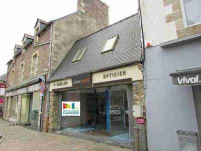 Industrial For Sale in Lanvollon, France