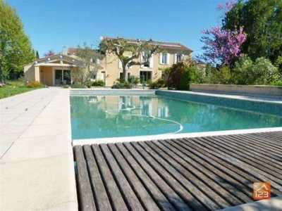 Home For Sale in Graveson, France