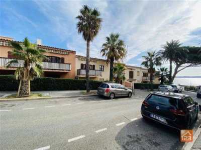 Condo For Sale in Sainte-Maxime, France