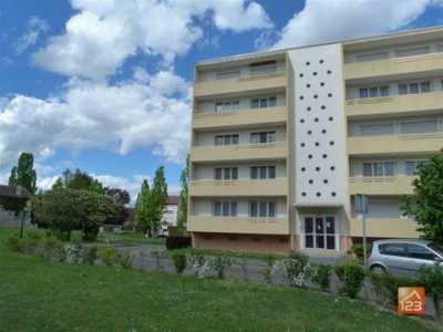 Condo For Sale in Laon, France