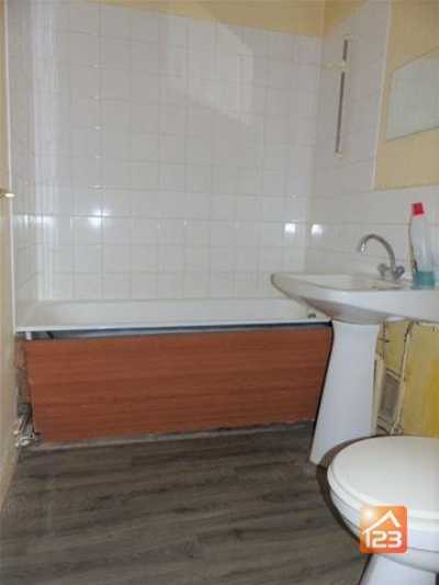 Condo For Sale in Laon, France