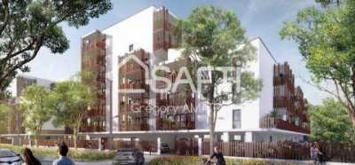 Apartment For Sale in Lormont, France