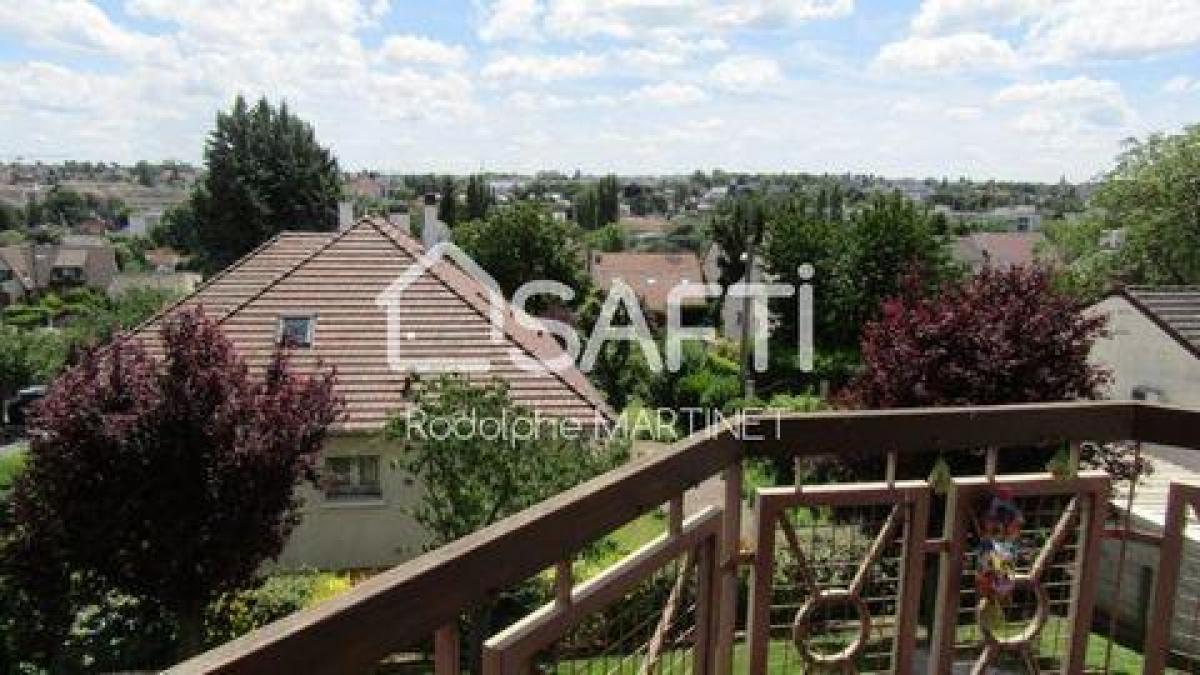 Picture of Apartment For Sale in Arpajon, Auvergne, France
