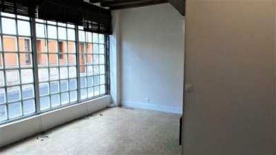 Apartment For Sale in Chartres, France