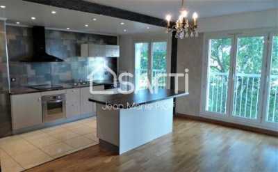 Apartment For Sale in Chartres, France