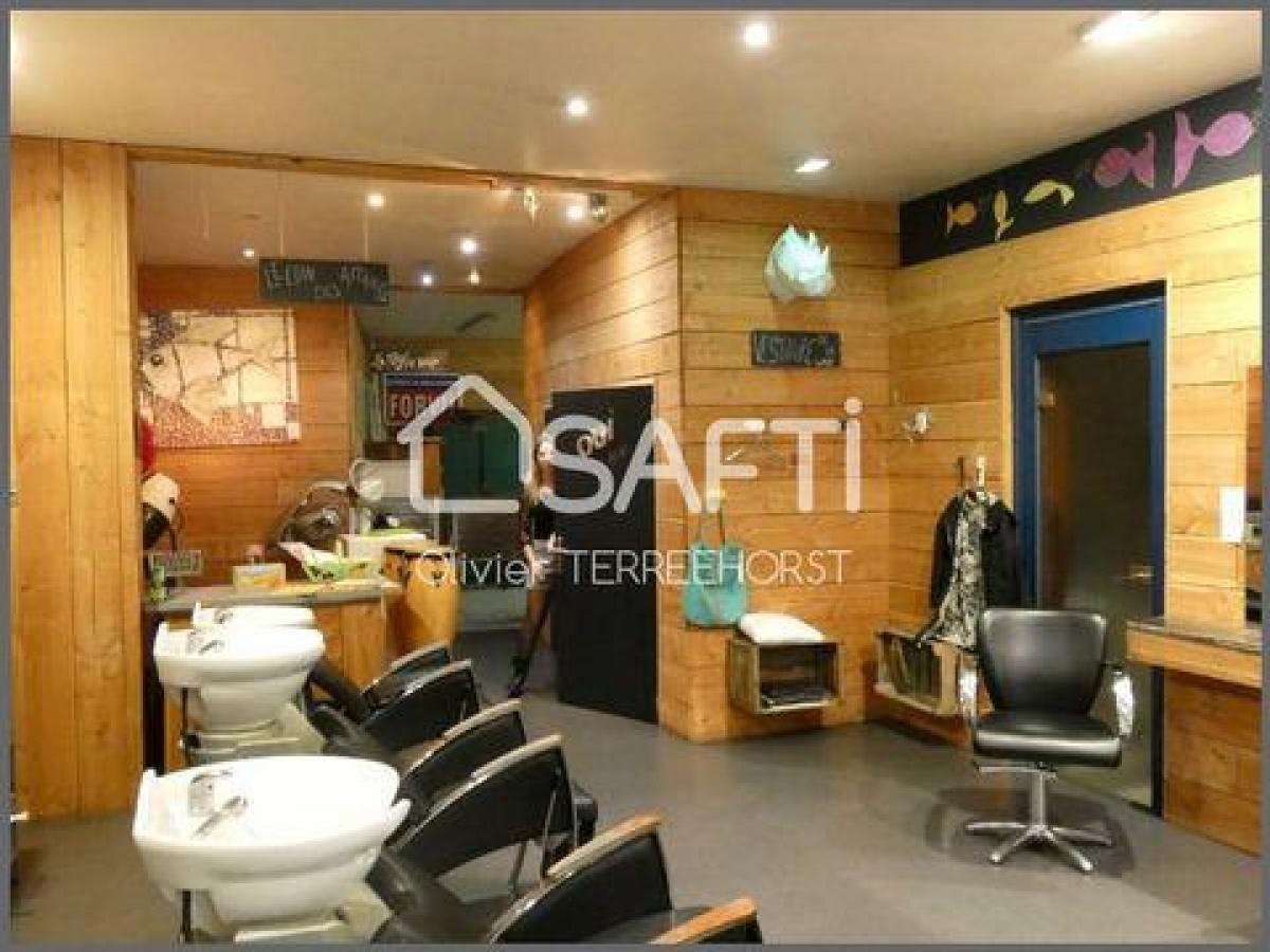 Picture of Office For Sale in Libourne, Aquitaine, France