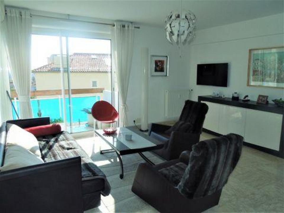 Picture of Apartment For Sale in Hyeres, Cote d'Azur, France