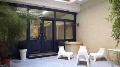 Office For Sale in Bordeaux, France