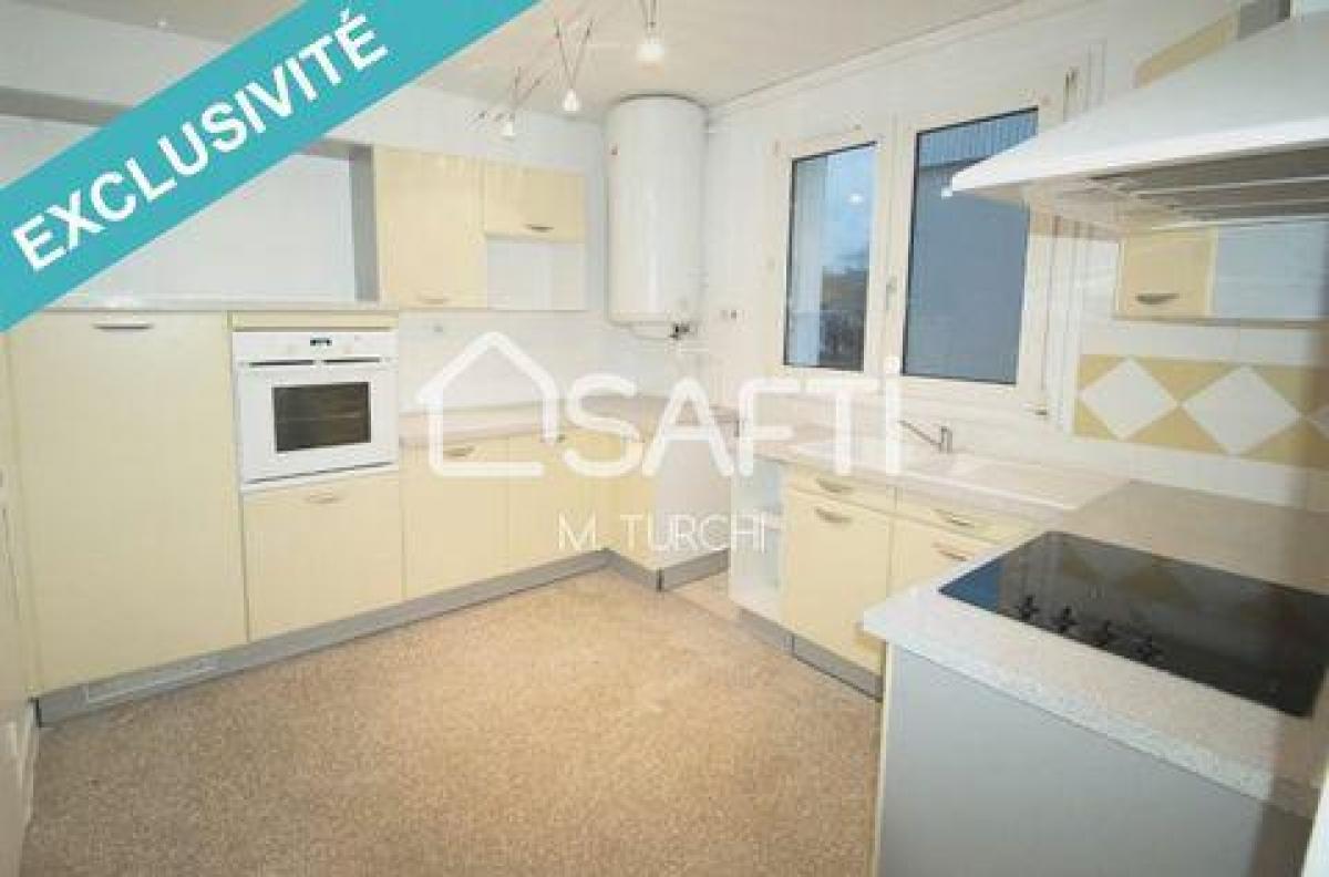 Picture of Apartment For Sale in Thionville, Lorraine, France