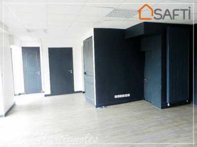Office For Sale in Chatellerault, France