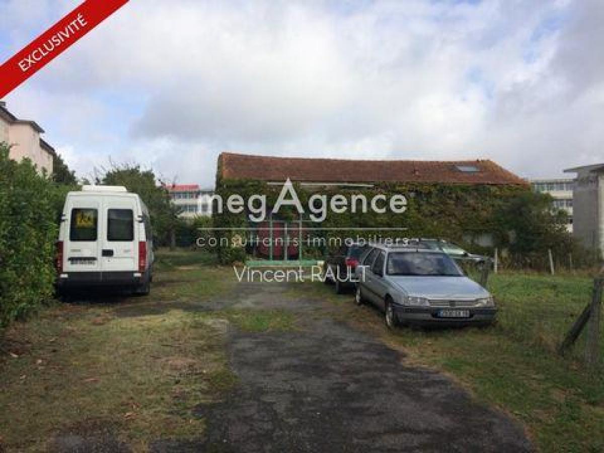 Picture of Farm For Sale in Angouleme, Poitou Charentes, France