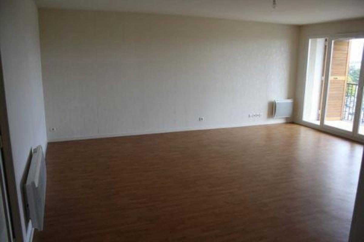 Picture of Apartment For Sale in Lorient, Bretagne, France