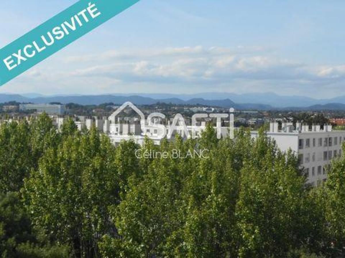 Picture of Apartment For Sale in Frejus, Cote d'Azur, France