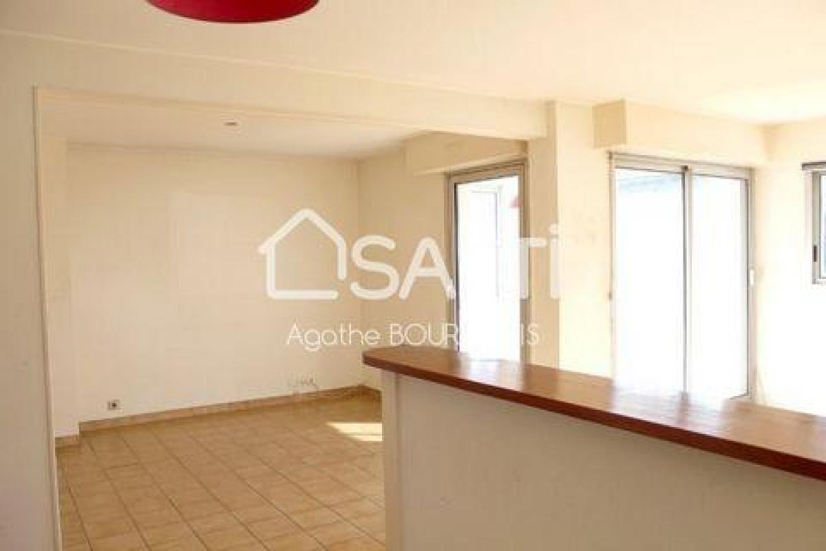 Picture of Apartment For Sale in Anglet, Aquitaine, France