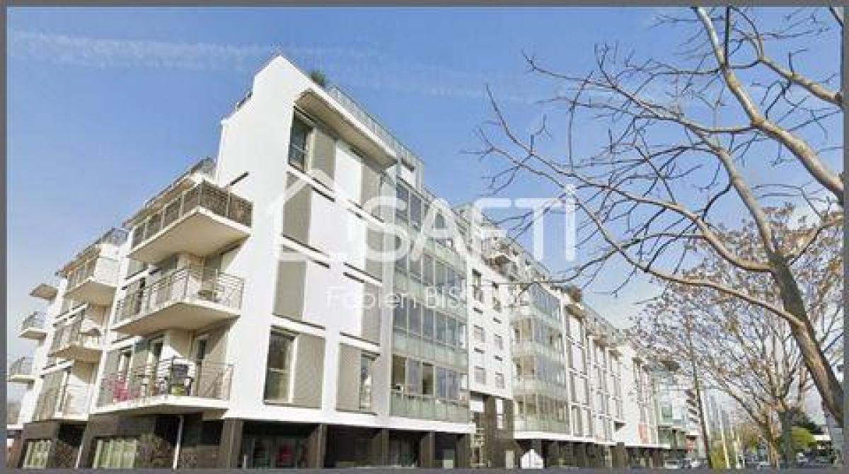 Picture of Apartment For Sale in Tours, Touraine, France