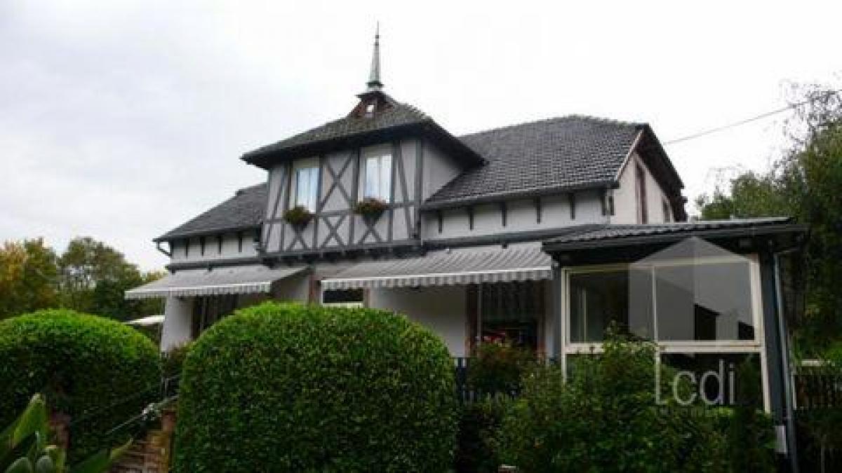 Picture of Retail For Sale in Colmar, Alsace, France