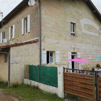 Condo For Sale in Libourne, France