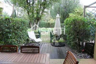 Apartment For Sale in Nimes, France