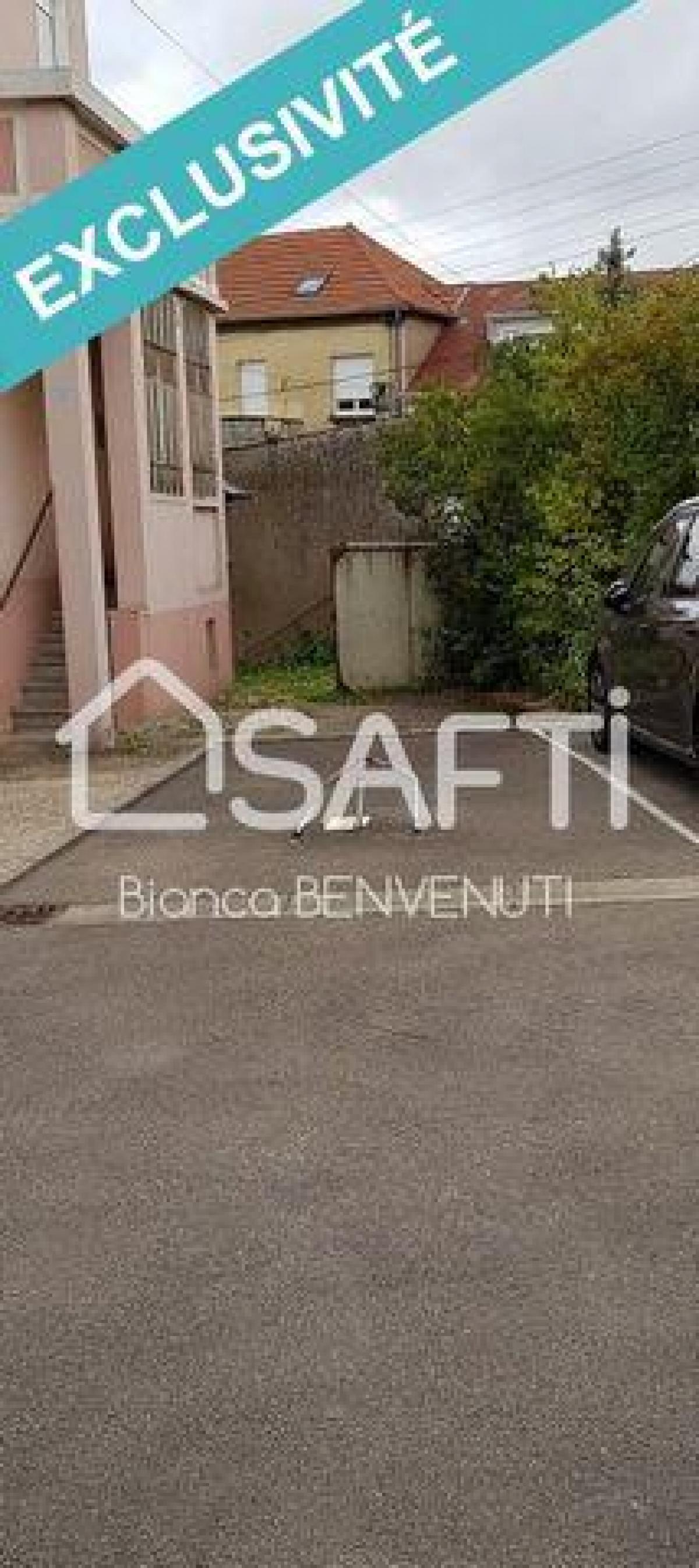 Picture of Retail For Sale in Thionville, Lorraine, France