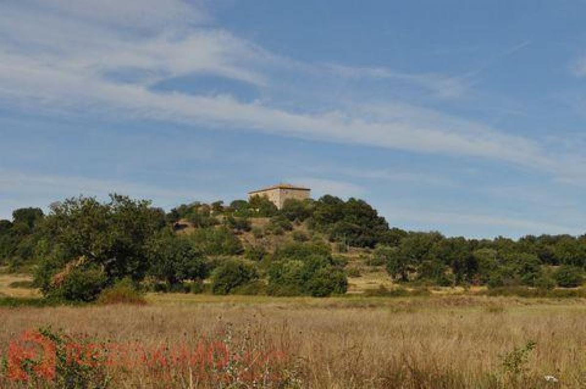 Picture of Home For Sale in Uzes, Languedoc Roussillon, France