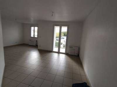 Retail For Rent in Tarbes, France