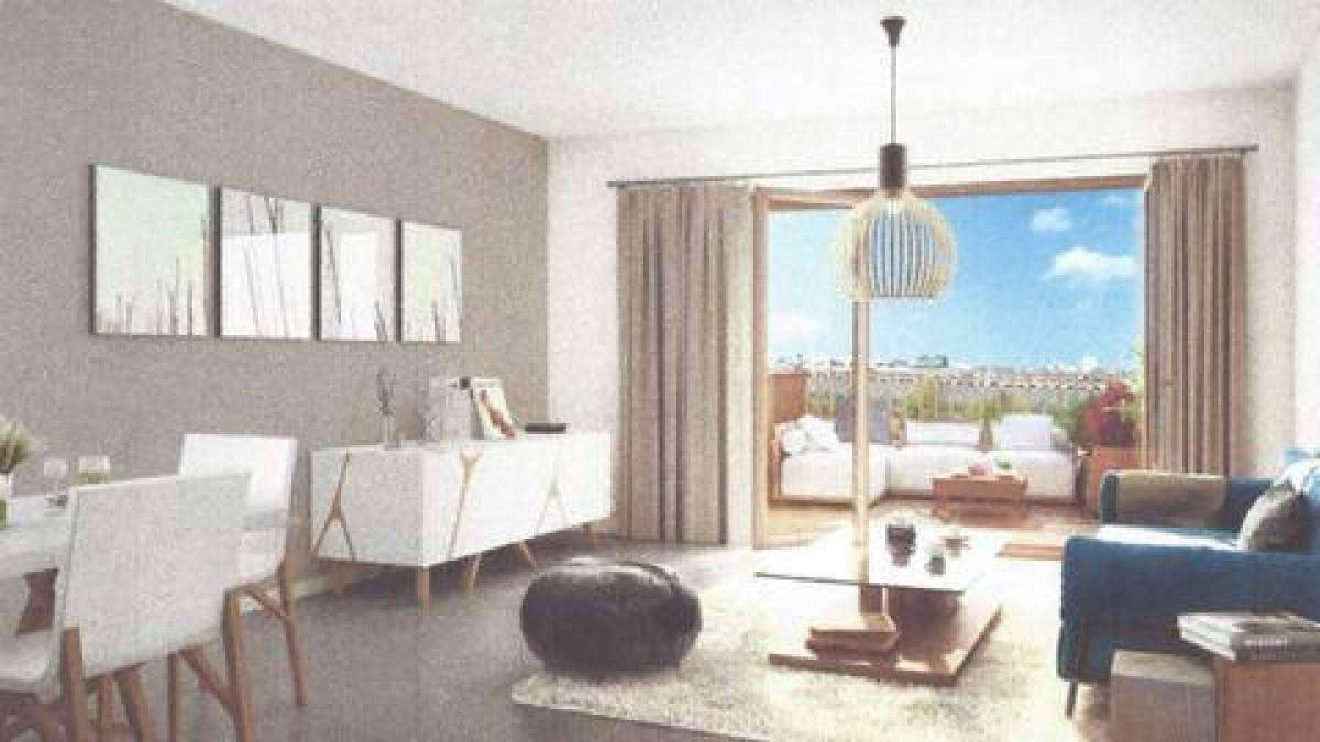 Picture of Apartment For Sale in Bordeaux, Aquitaine, France