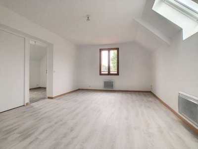 Apartment For Sale in Chambly, France