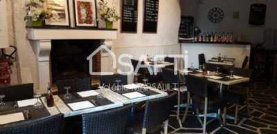 Office For Sale in Luynes, France