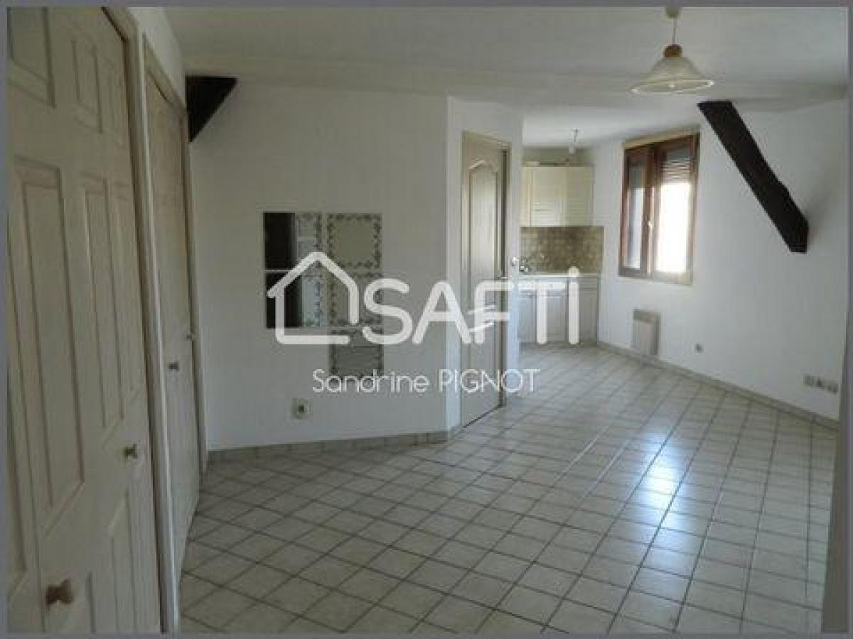 Picture of Apartment For Sale in Sens, Bourgogne, France