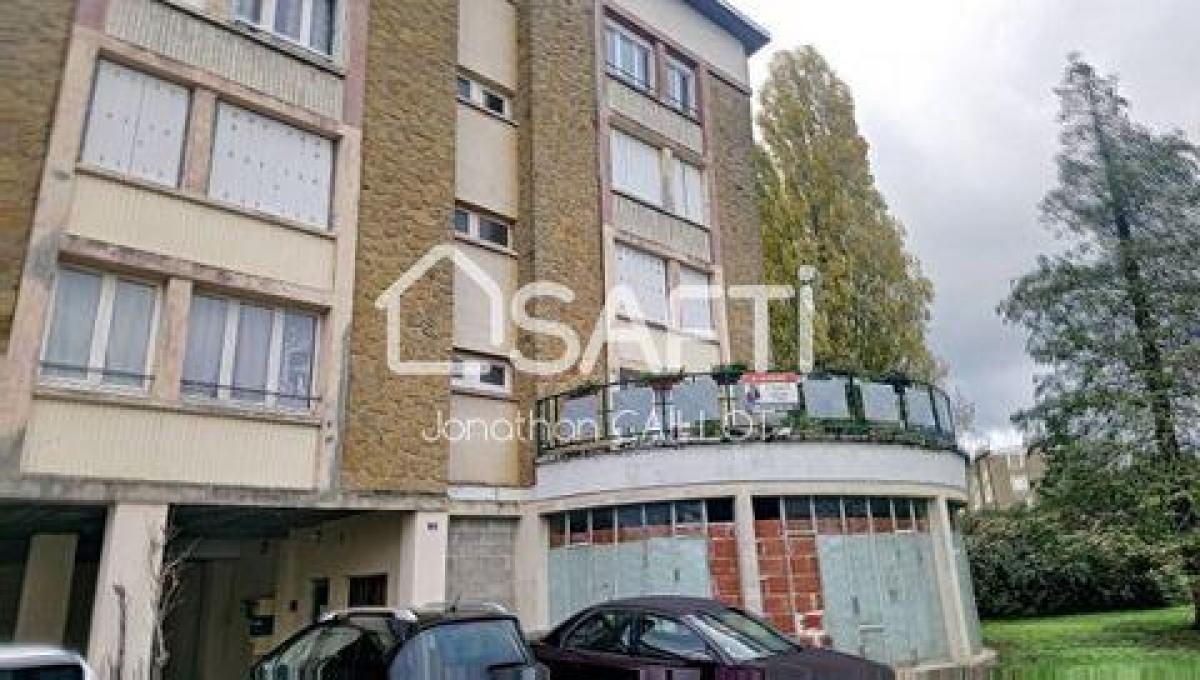 Picture of Apartment For Sale in Garchizy, Bourgogne, France