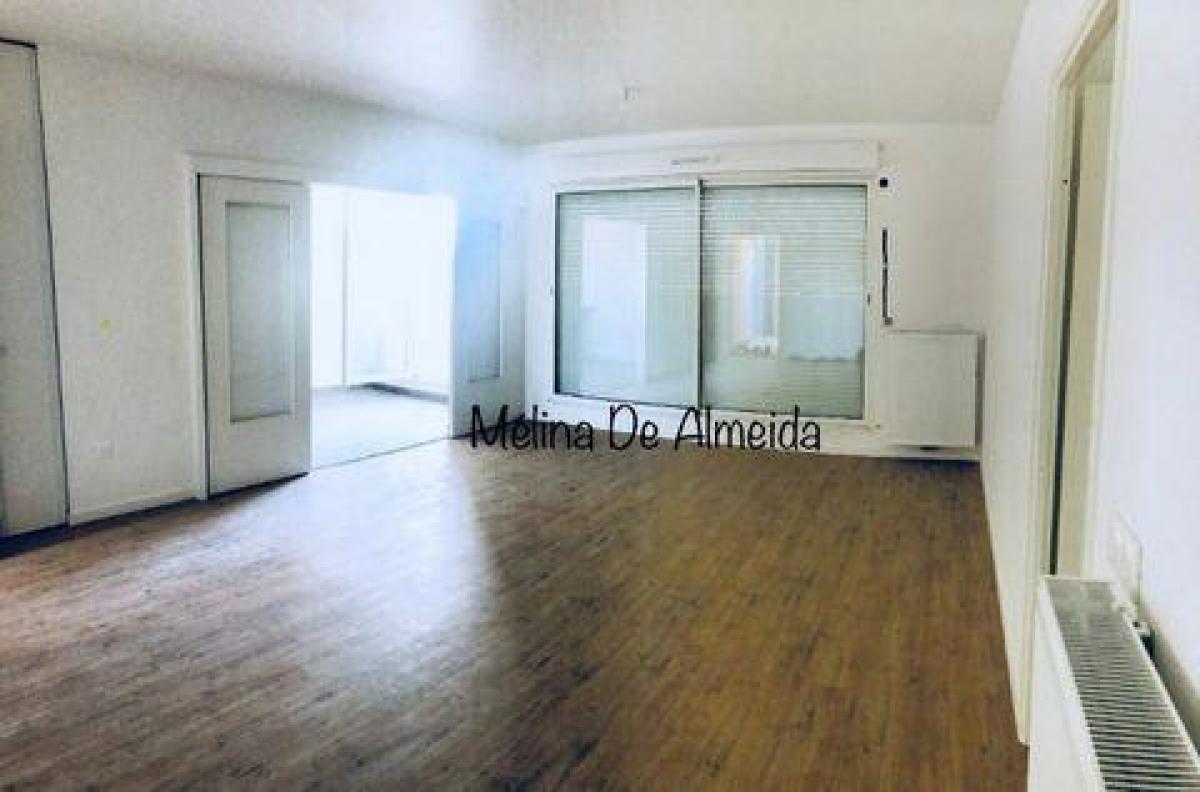 Picture of Apartment For Sale in Bruges, Aquitaine, France