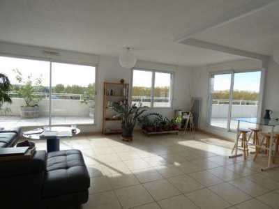 Apartment For Sale in Beziers, France