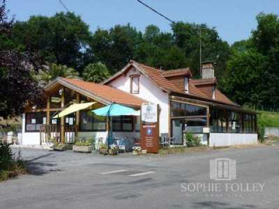 Retail For Sale in Navarrenx, France