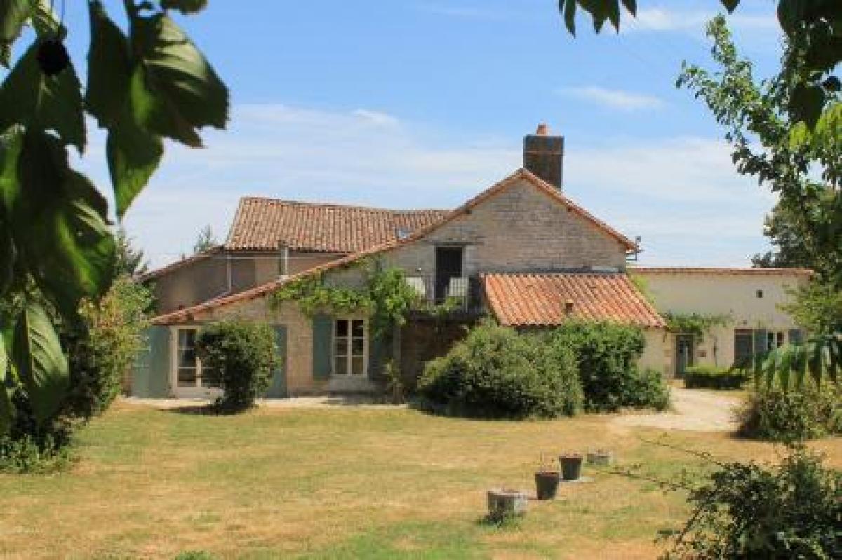 Picture of Farm For Sale in Lizant, Poitou Charentes, France