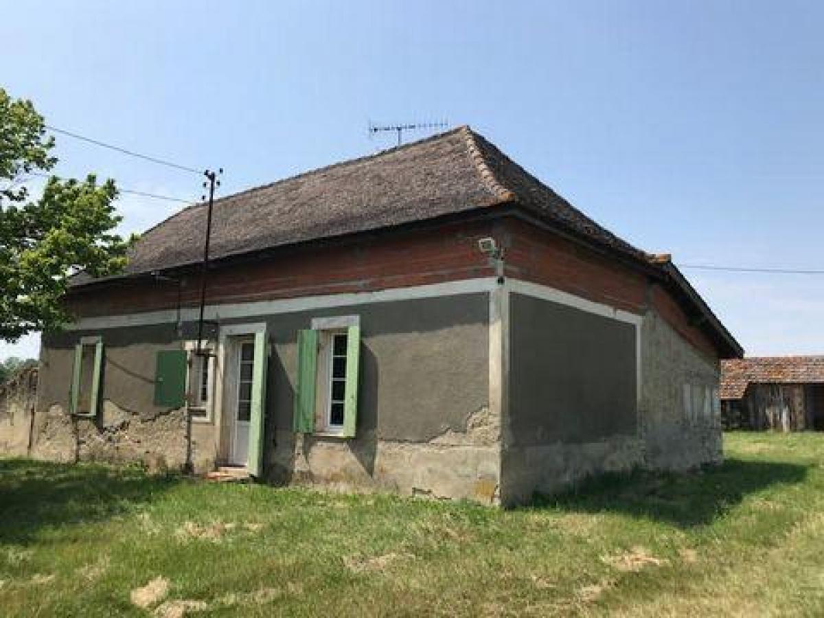 Picture of Farm For Sale in Lauzun, Lot Et Garonne, France