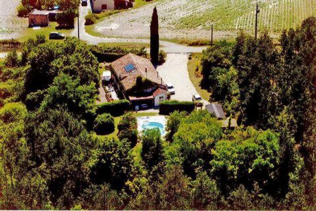 Picture of Farm For Sale in Valence D'Agen, Midi Pyrenees, France