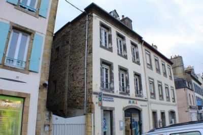 Office For Rent in Landerneau, France