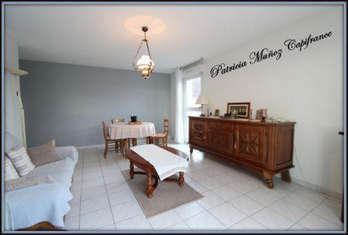 Picture of Condo For Sale in Orthez, Aquitaine, France