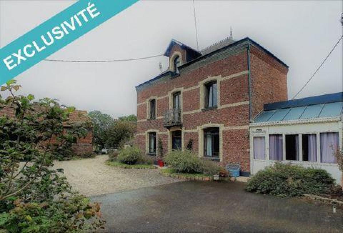 Picture of Farm For Sale in Saint-Quentin, Picardie, France