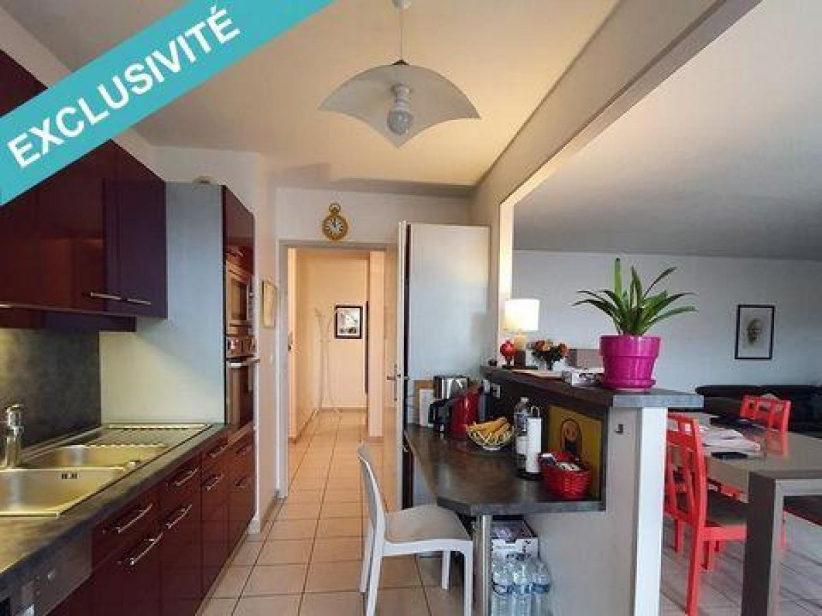 Picture of Apartment For Sale in Bergerac, Aquitaine, France