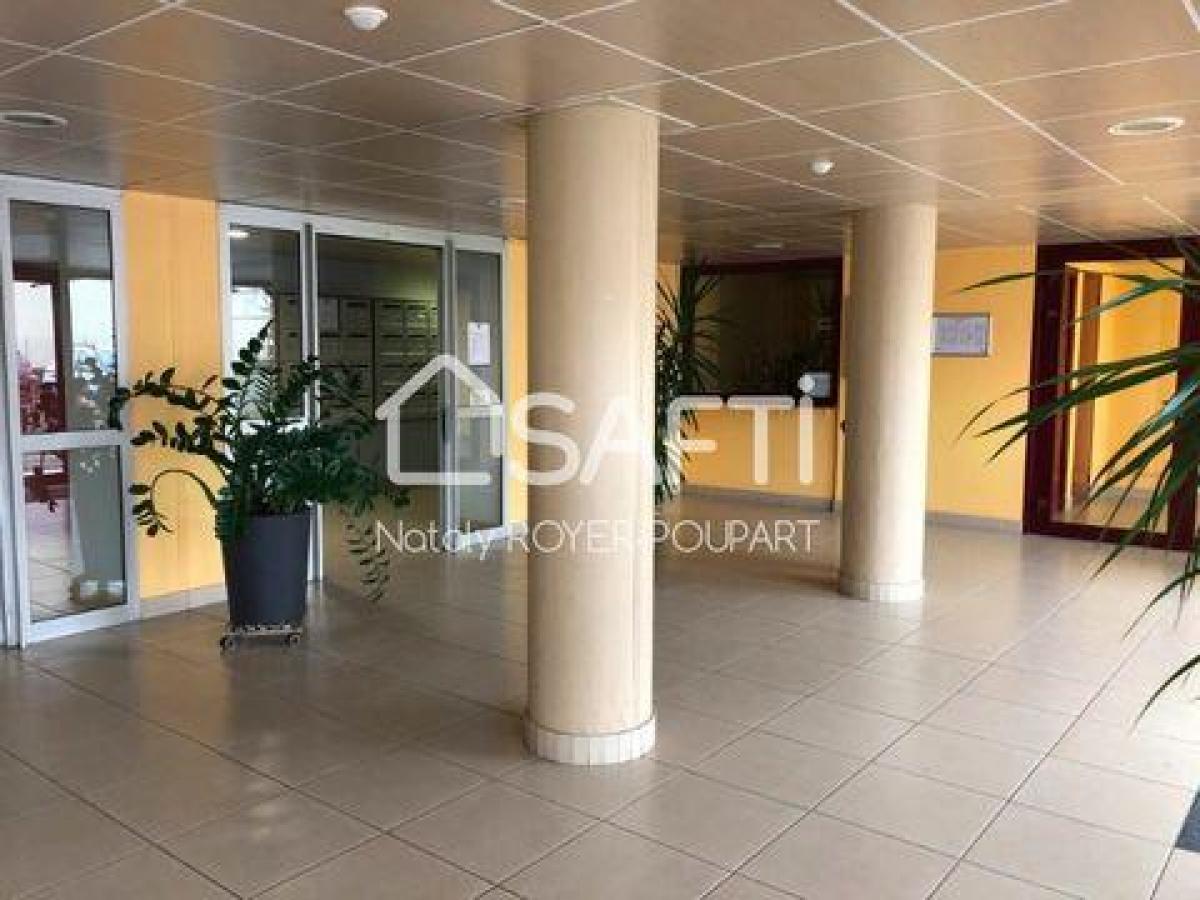 Picture of Apartment For Sale in Tours, Touraine, France