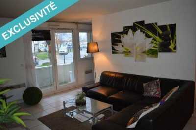 Apartment For Sale in Bordeaux, France