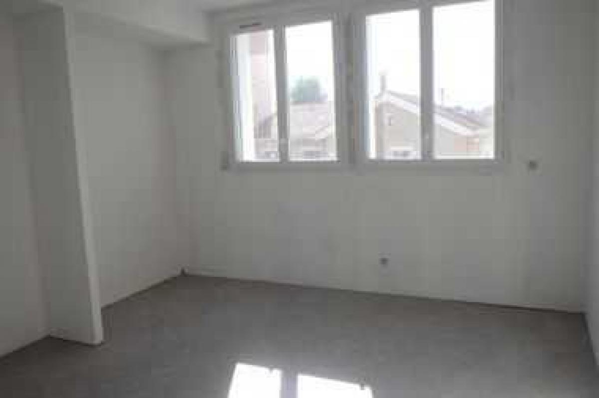 Picture of Condo For Sale in Beziers, Languedoc Roussillon, France